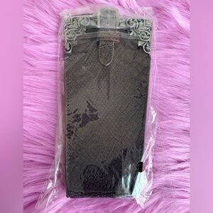 🌻NWOT Stretchable Belt With Prong And Adjustable Three Punch Holes- 3 Available🌻